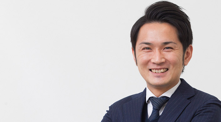 先輩社員インタビュー　営業・管理系N.Y
